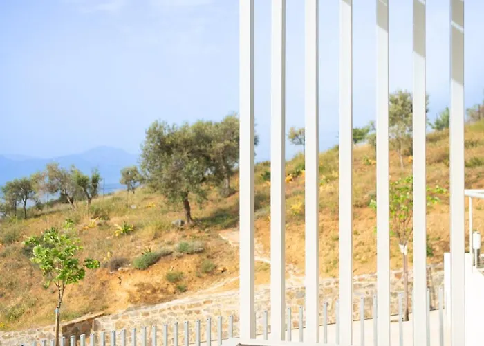 Physis Fokida Villa Eratini